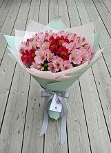 Букет цветов из:  Альстромерии в Болычево