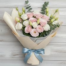 Букет цветов из:  Лизиантусы в Болычево