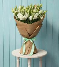 Букет цветов из:  Лизиантусы в Болычево