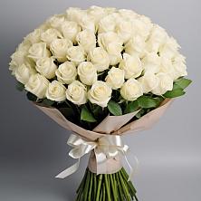 Букет 101 беля роза Белоснежка в Болычево